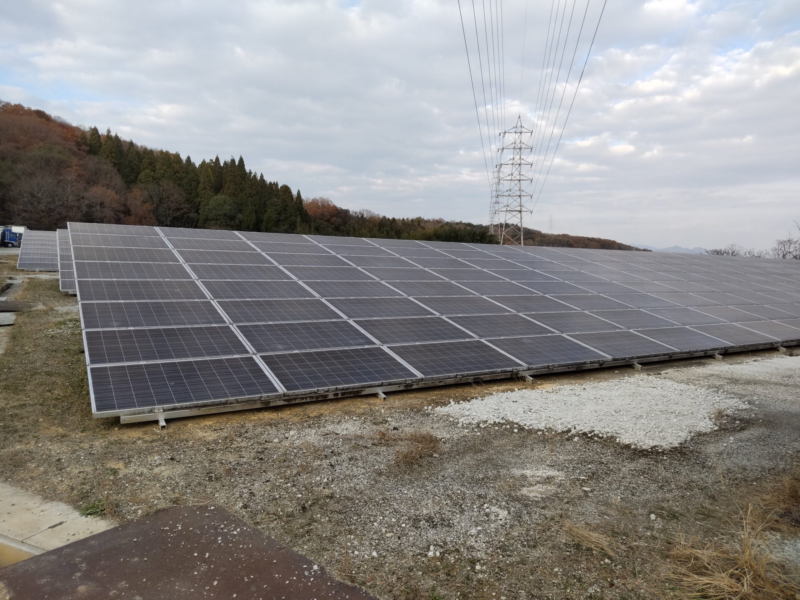 高圧発電所の点検